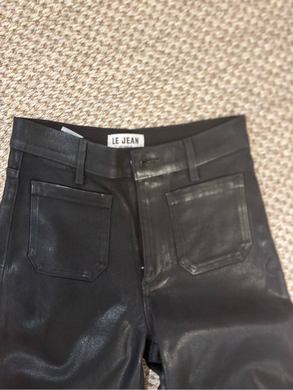 Le Jean Woman’s Straight Leg Black Coated Jeans with front pockets